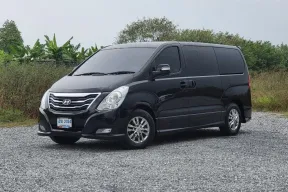 HYUNDAI H-1 Deluxe (Diesel) ปี 2013 รถอเนกประสงค์ Luxury Car ขนาดใหญ่ 11 ที่นั่ง เครื่องดีเซลสุดอึด