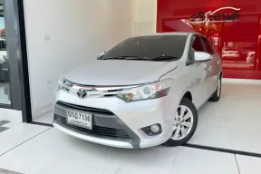 2016 Toyota VIOS 1.5 E รถเก๋ง 4 ประตู 