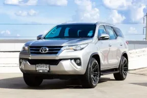 ขาย รถมือสอง 2016 Toyota Fortuner 2.4 V SUV 