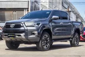 2023  Toyota Hilux Revo Doublecab 2.4 Hight Prerunner MNC A/T รถสวยสภาพป้ายแดง