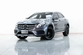 2A665 Mercedes-Benz GLA250 2.0 AMG Dynamic SUV 2019