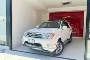 2010 Toyota Fortuner 3.0 TRD Sportivo II SUV 