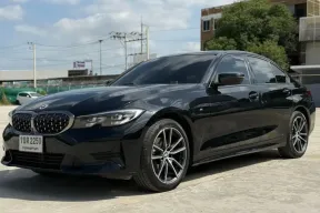 ซื้อขายรถมือสอง 2020 Bmw 320d Limousine RHD G20 