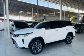 TOYOTA LEGENDER 2.8 V 4WD ปี 2021 รถสวย สภาพพร้อมใช้ ไมล์น้อย 8 หมื่นโล TOP สุด รับประกันตัวถังสวย