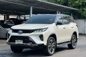 ขาย รถมือสอง 2021 Toyota Fortuner 2.4 V SUV 