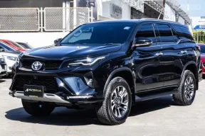 2024 Toyota Fortuner 2.4 V Leader สวยกว่านี้ก็ป้ายแดงแล้ว