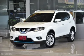 Nissan X-Trail 2.0 V Hybrid 4WD ปี 2017 รถบ้านมือเดียว ใช้น้อยมากเข้าศูนย์ตลอด สวยเดิมทั้งคัน ฟรีดาว