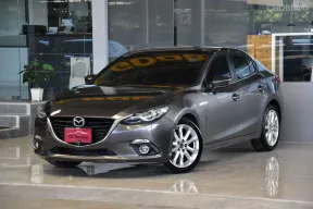 Mazda 3 2.0 S ปี 2016 รถบ้านมือเดียว ใช้น้อยเข้าศูนย์ตลอด ไม่เคยติดแก๊ส สวยเดิมทั้งคัน ออกรถ0บาท