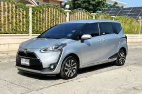 TOYOTA SIENTA 1.5 V ปี 2018 เกียร์AUTO CVT 7 SPEED สภาพป้ายแดง