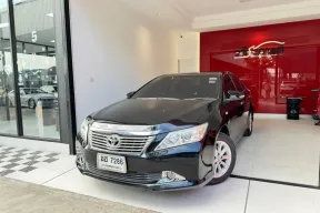 2012 Toyota CAMRY 2.0 รถเก๋ง 4 ประตู 