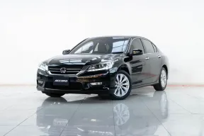 2A700 Honda ACCORD 2.0 รถเก๋ง 4 ประตู 2013