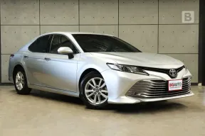 2019 Toyota Camry 2.0 G Sedan AT ไมล์เเท้ มือเเรกจากป้ายเเดง ประวัติการดูแลรักษารถดี B3946