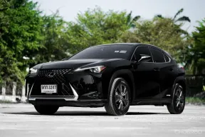 NEW !! Lexus UX250h Luxury ปี 2019 รถมือเดียวป้ายแดง ออฟชั่นเต็ม ขับดีมาก