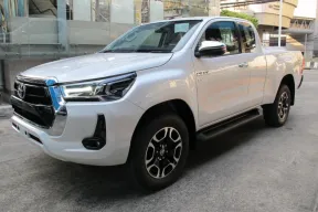 2024 Toyota Hilux Revo 2.8 HIGH 4WD รถกระบะ กล้องหลัง รถสวยสภาพใหม่ป้ายแดง  ฟรีดาวน์