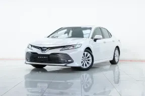 2A742 Toyota CAMRY 2.5 HEV Premium รถเก๋ง 4 ประตู 2019