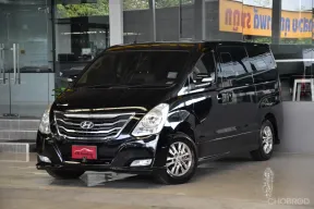 Hyundai H-1 2.5 Deluxe ปี 2015 รถบ้านแท้ๆ ใช้น้อยมากเข้าศูนย์ตลอด สวยเดิมทั้งคัน ยางสวย ออกรถ0บาท