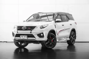 2016 Toyota Fortuner 2.8 TRD Black Top 2WD A/T