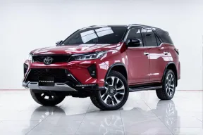 5B440 Toyota Fortuner 2.8 Legender SUV 2021 