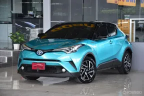 Toyota C-HR 1.8 HEV Mid ปี2018 รถบ้านมือเดียว ไมล์แท้5*,***โล เข้าศูนย์ตลอด สวยเดิมทั้งคัน ออกรถ0บาท