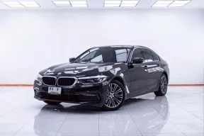 1D313 BMW SERIES 5 530E 2.0 HIGHLINE AT 2019