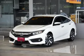 Honda CIVIC 1.8 EL i-VTEC ปี 2017 รถบ้านมือเดียว ใช้น้อยมากๆเข้าศูนย์ตลอด สวยเดิมทั้งคัน ออกรถ0บาท