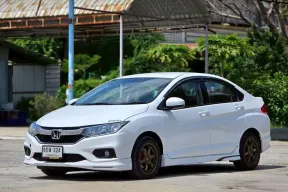 2017 Honda CITY 1.5 i-VTEC รถเก๋ง 4 ประตู 