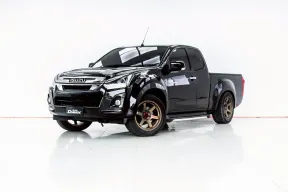 3A854 ISUZU D-MAX 1.9 Z  HI-LANDER SPACECAB MT 2019