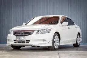 2013 Honda ACCORD 2.0 รถเก๋ง 4 ประตู 