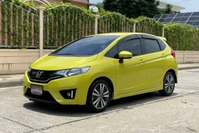 HONDA JAZZ GK 1.5 SV ปี 2014 เกียร์AUTO สภาพนางฟ้า