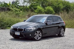 BMW 118i Sport Line Hatchback (F20) "รุ่นปรับโฉม LCI" ปี 2016 แฮทช์แบ็กสุดหรู คล่องตัว ประหยัดน้ำมัน
