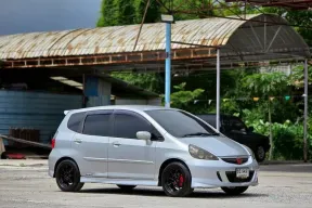 รถ Honda Jazz GD ตัวท็อปสุดในรุ่น1.5AT ปี 2006 มือเดียวป้ายแดง
