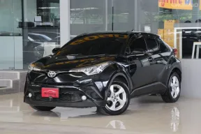 Toyota C-HR 1.8 MID ปี 2019 รถบ้านแท้ๆ ไมล์น้อยเข้าศูนย์ตลอด สวยเดิมทั้งคัน ยางสวย ออกรถ0บาท
