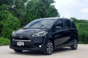 2017 Toyota Sienta 1.5 V รถตู้/MPV 