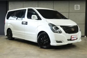 2016 Hyundai H-1 2.5 Elite Van AT (11 ที่นั่ง) Model Minorchange ไมล์แท้ B6731