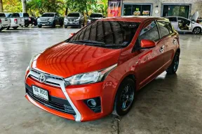 Toyota Yaris 1.2 E เกียร์ออโต้ ปี 2014/2015 ผ่อนเริ่มต้น 4,*** บาท