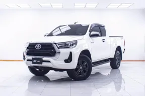 1D567 TOYOTA HILUX REVO 2.4 MID PRERRUNNER SMARTCAB MT 2021