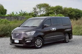 HYUNDAI H-1 ELITE (11 ที่นั่ง) ปี 2018 รถอเนกประสงค์สุดหรู ขนาดใหญ่ ปลอดภัย ไปได้ทั้งครอบครัว