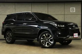2022 Toyota FORTUNER 2.4 Legender SUV AT ไมล์แท้ 4 หมื่น Warranty5 ปี 150,000KM B4182