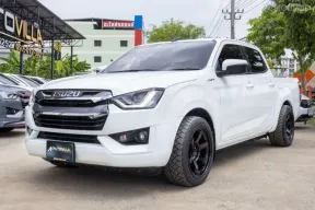 2023 Isuzu Dmax Cab4 1.9 L DA M/T สวยกว่านี้ก็ป้ายแดงแล้ว