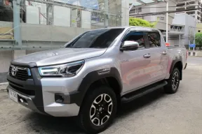 2025 Toyota Hilux Revo 2.4 MID PRE RUNNER (เครื่องรุ่นใหม่ ยูโร5) รถกระบะรถสวยสภาพใหม่ ฟรีดาวน์