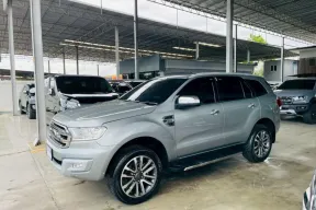 FORD EVEREST 2.2 TITANIUM PLUS ปี 2017 รถสวย มือแรกออกห้าง ไมล์น้อย TOP สุด รับประกันตัวถังสวย