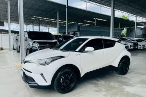 TOYOTA CH-R 1.8 HV HI HYBRID ปี 2018 รถสวย สภาพพร้อมใช้ ไมล์น้อย TOP สุด รับประกันตัวถังสวย