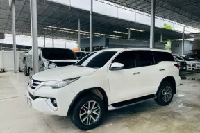 TOYOTA FORTUNER 2.4 V 4WD ปี 2018 รถสวย มือแรกออกห้าง ไมล์น้อย TOP สุด พร้อมใช้ รับประกันตัวถังสวย