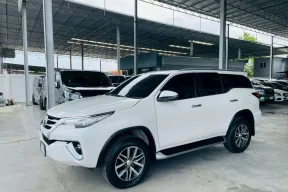TOYOTA FORTUNER 2.4 V ปี 2019 รถสวย มือแรกออกห้าง ไมล์น้อย พร้อมใช้ รับประกันตัวถังสวย