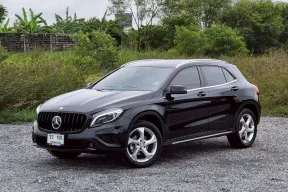 MERCEDES-BENZ GLA200 Urban (W156) ปี 2016 คอมแพค SUV สุดหรู ดูแลถึง ประวัติเซอร์วิสครบ