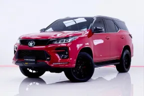 6B077 TOYOTA FORTUNER 2.8 GR SPORT BLACK TOP 4WD AT 2021