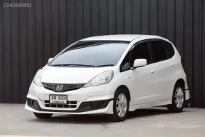 Honda Jazz 1.5V 2012 รถสปอร์ต 5 ประตู สภาพดีเยี่ยม