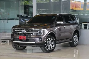 Ford Everest 2.0 Titanium plus ปี2023 สภาพป้ายแดง ไมล์3x,xxxโล รถบ้านมือเดียว มีWarrantyศูนย์ ฟรีดาว