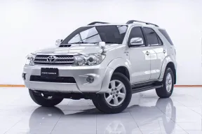 1D592 Toyota Fortuner 3.0 V SUV 2009