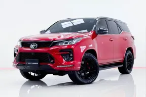 6B081 TOYOTA FORTUNER 2.8 GR SPORT BLACK TOP 4WD AT 2022